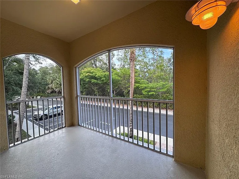 23520 Alamanda Dr #203 — Photo 18
