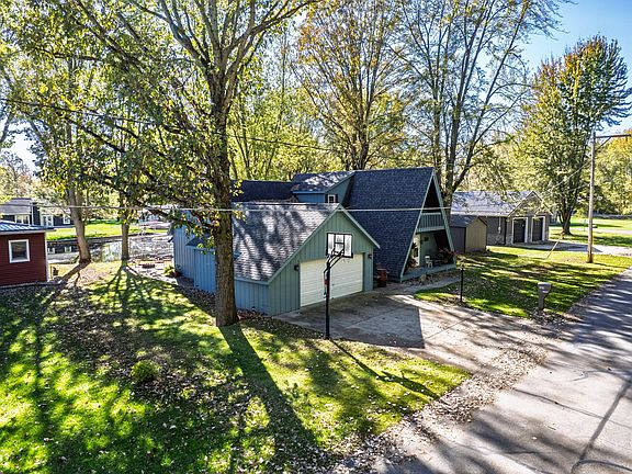 3rd image of 509 Beechwood Ln