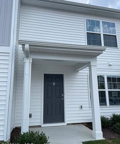 4121 Laurel Ridge Dr #D — Photo 2