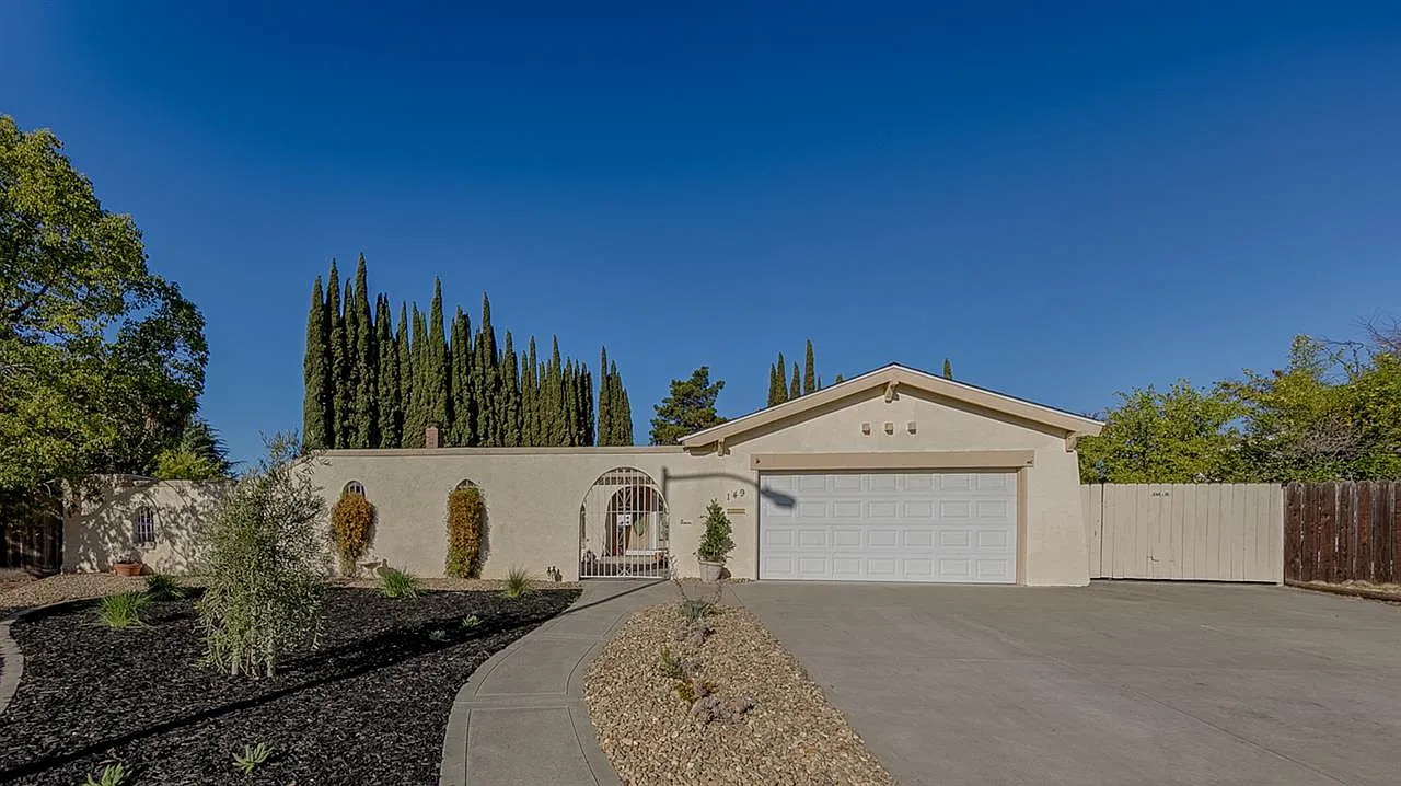 149 Scherman Ct photo 1