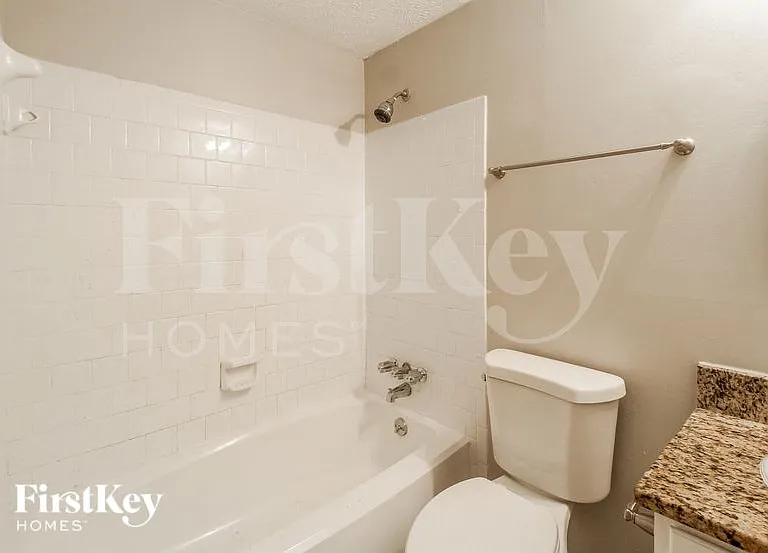 5361 Martins Crossing Rd — Photo 14