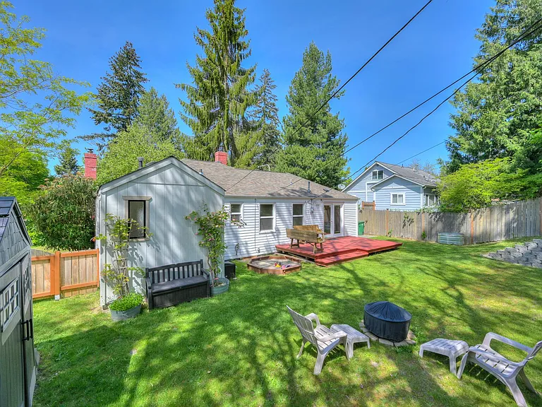 15642 5th Ave NE — Photo 16