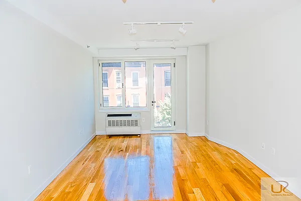 Rented by Urban Realty NYC | media 39