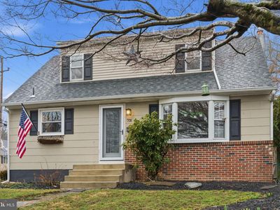 708 Barclay Ave, Morrisville, PA, 19067