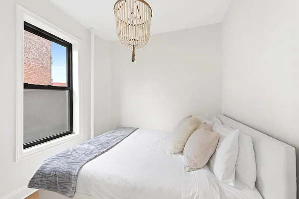 Sold by Compass | media 3