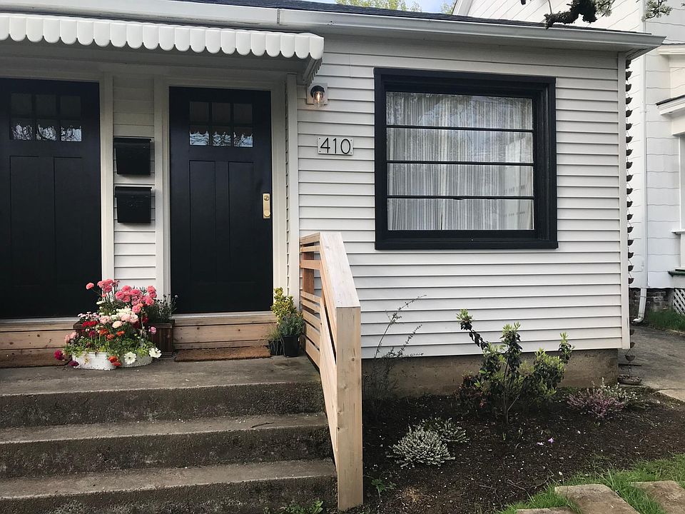 1st image of 410 E 17th St