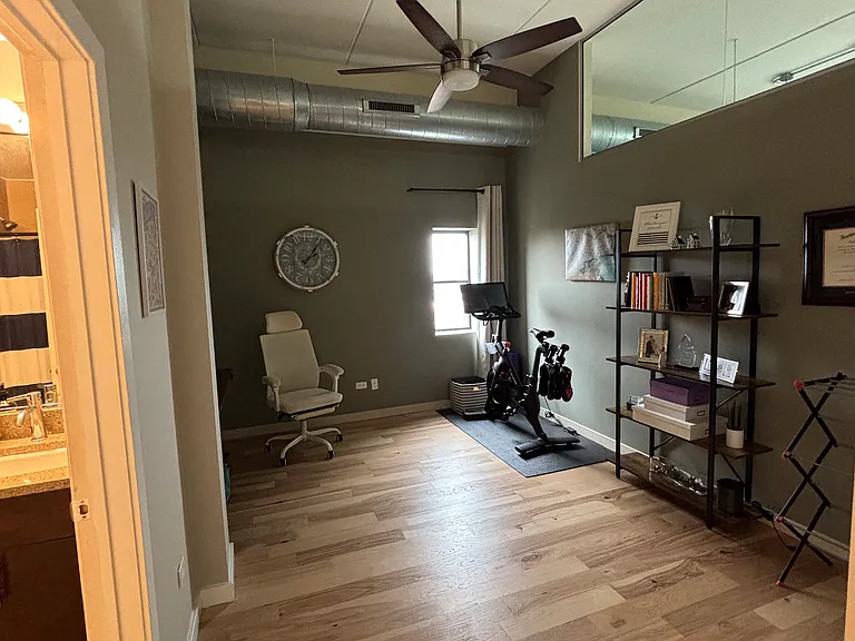 1224 W Van Buren St #713 — Photo 9