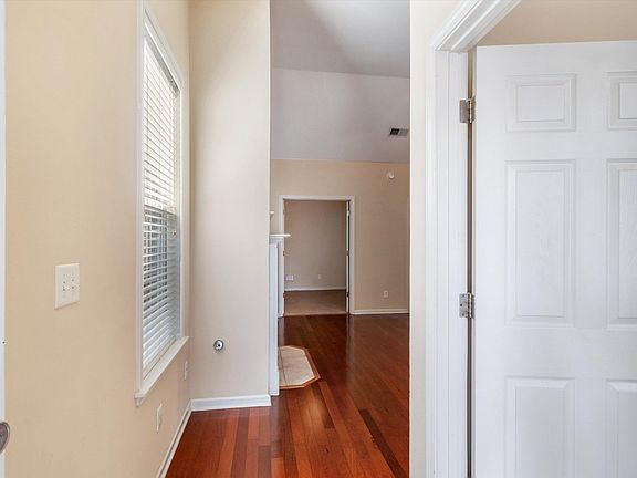 3rd image of 1365 Harbor Park Dr