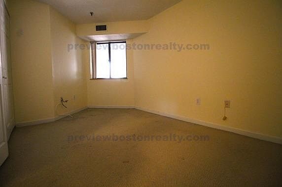 2nd image of 147 Kelton St APT 265