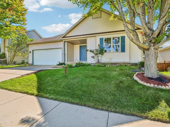 6905 Buckhorn Dr, Madison, WI 53718