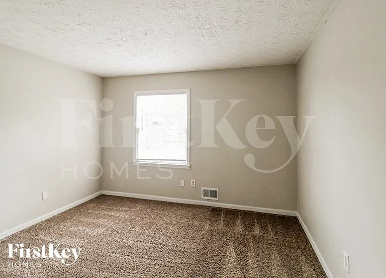 1739 Killian Hill Rd SW — Photo 12
