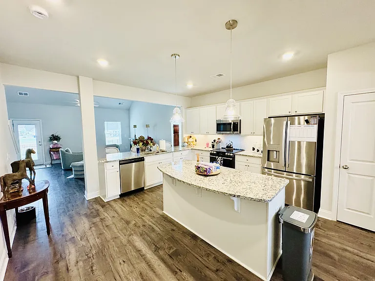 2464 Campton Loop — Photo 13