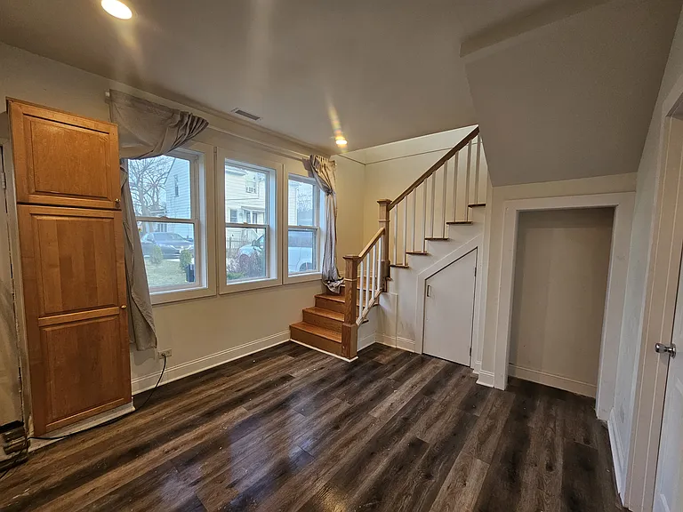 1st floor living room