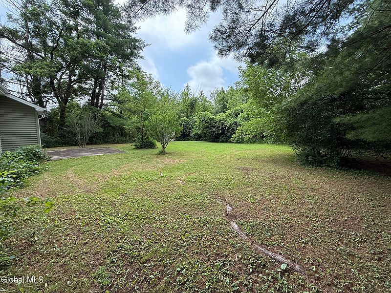5th image of 47 Onderdonk Road