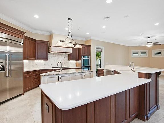 4th image of 10420 Wittenberg Way