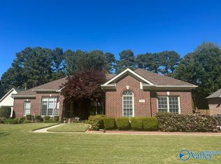 111 Holbrook Dr, Huntsville, AL 35806