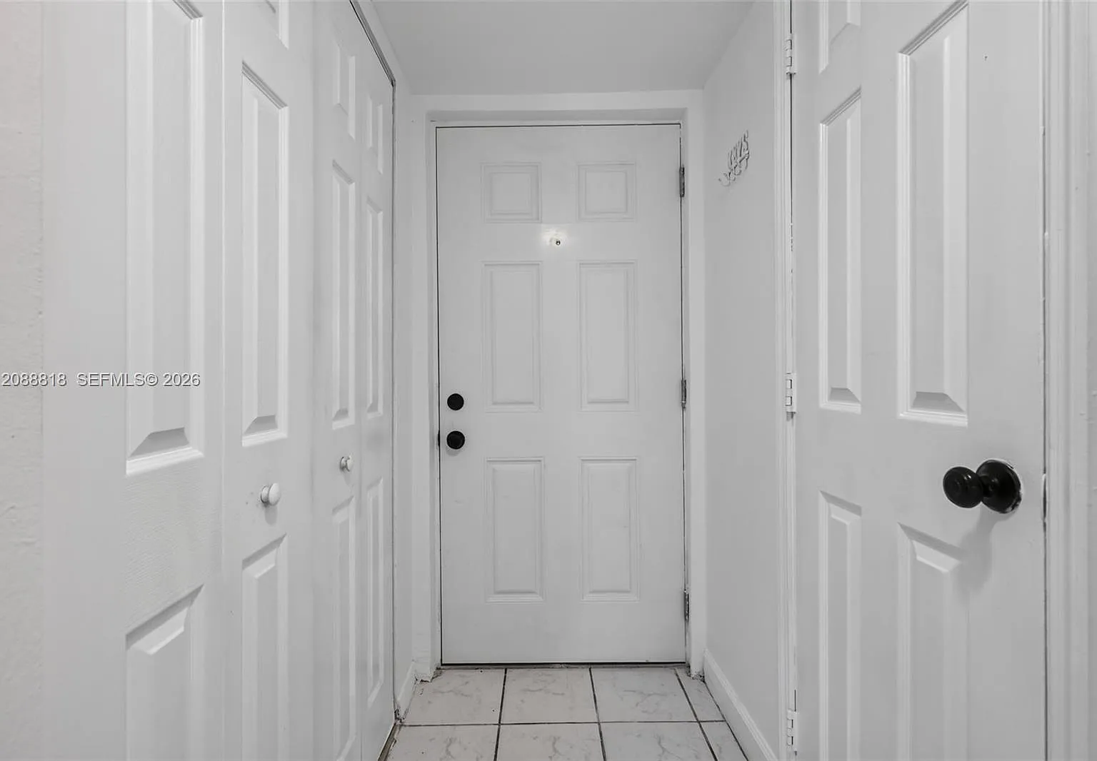 Laguna Club Condo — Photo 4
