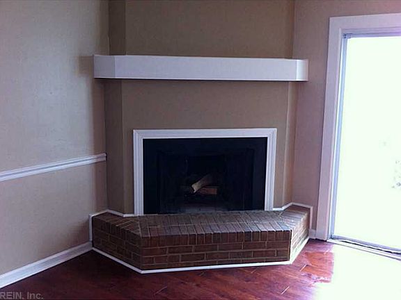 2nd image of 1005 Bryce Ln