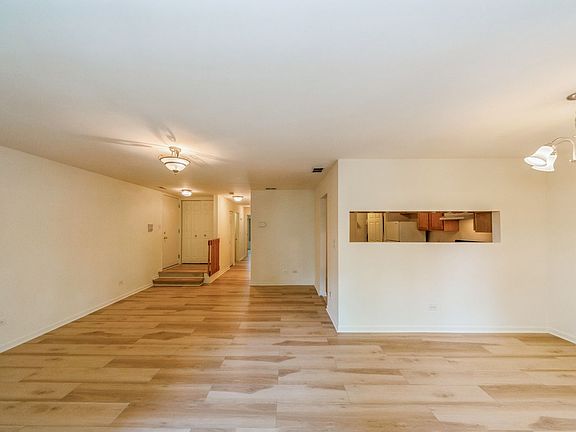 4th image of 825 Waterview Cir Unit C