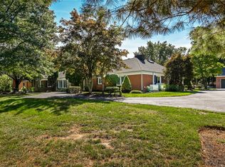 2 Churchill Rd, Pittsburgh, PA 15235