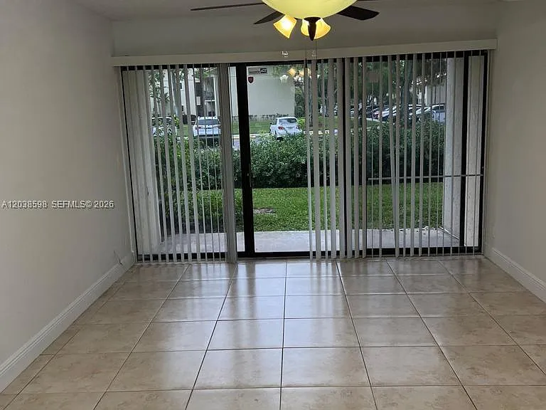 1561 Balfour Point Dr #B — Photo 6