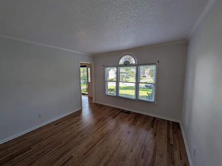 2251 Nettlebrook Dr — Photo 8