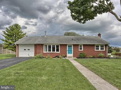 112 Plaza Dr, Palmyra, PA, 17078
