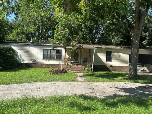 2985 Albany Ave, Waycross, GA 31503