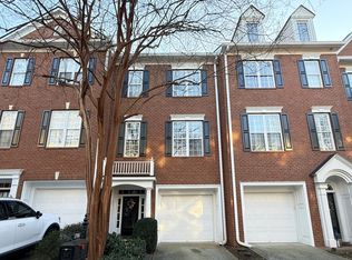 1705 Waters Edge Trl, Roswell, GA 30075