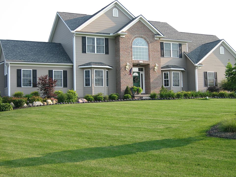 1st image of 2250 Canterbury Farm Dr