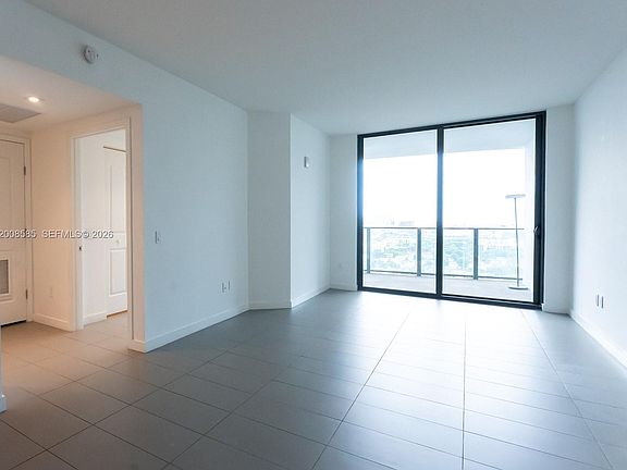 4th image of 1600 NE 1st Ave APT 1814