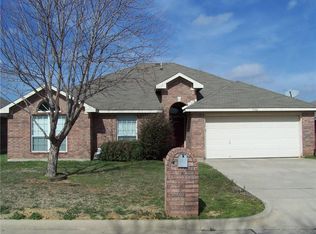 1902 Sail Fish Dr, Mansfield, TX 76063