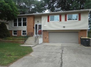 2297 184th St, Lansing, IL 60438