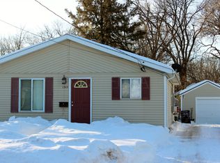 1315 2nd Ave S, Moorhead, MN 56560