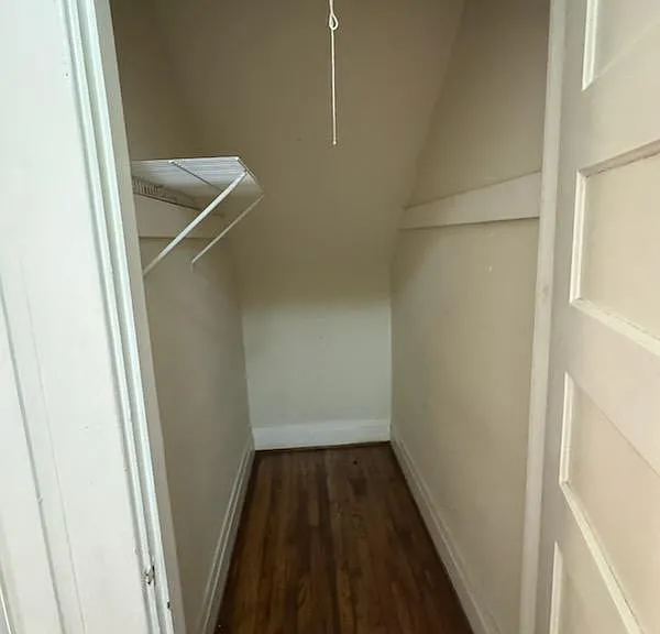 144 Stanley Ave — Photo 1