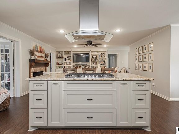 4th image of 2603 Chatwood Dr