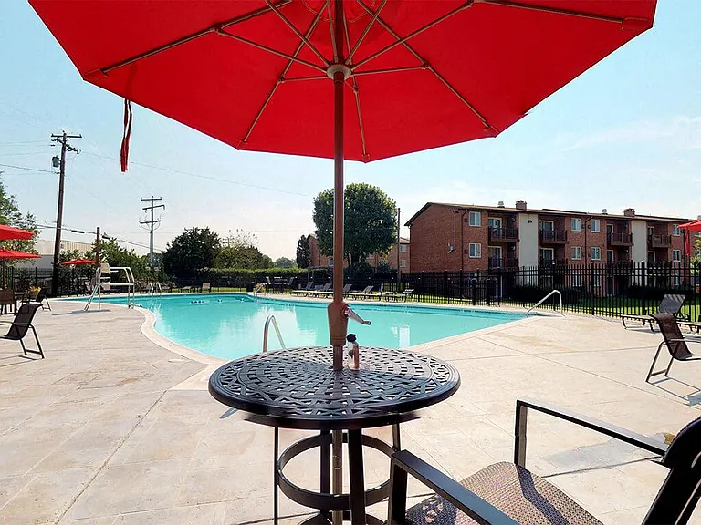 Rose Hill Apartments — Photo 19