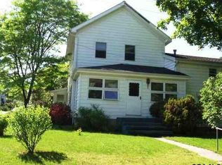 16 University St, Schuylerville, NY 12871