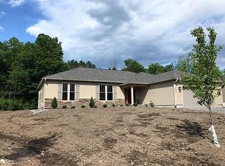 6152 Waterloo Rd, Jamesville, NY 13078