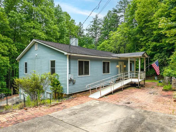 1774 Hicks Ford Rd, Ellijay, GA 30540