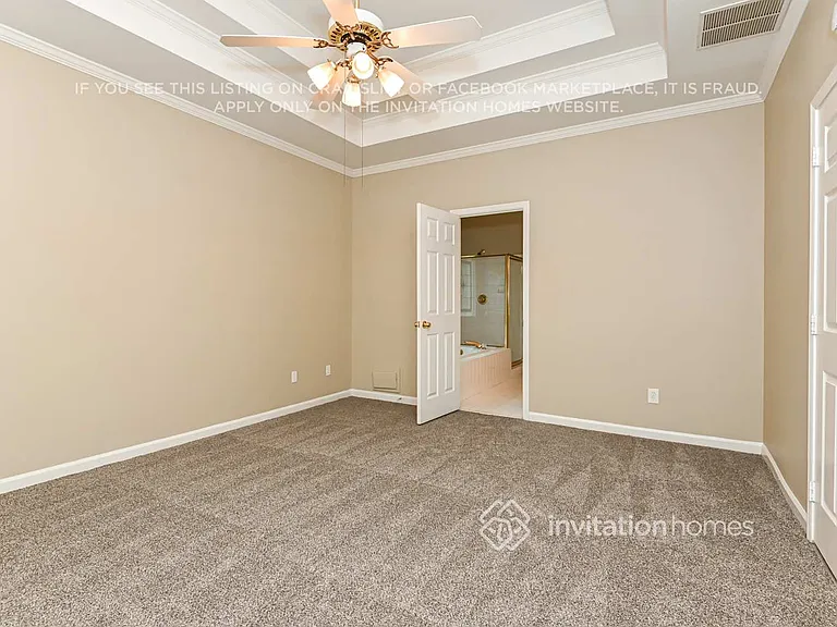 2025 Fairway Close Ter — Photo 10