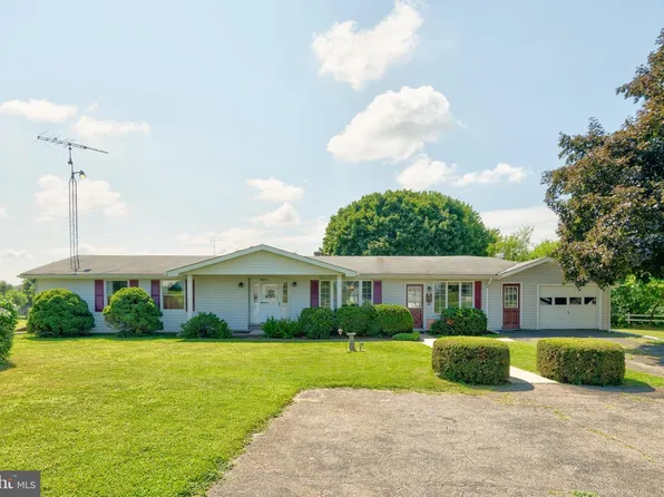 4843 Homeville Rd, Cochranville, PA 19330