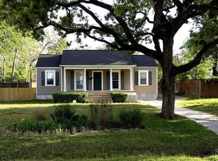 717 Sue Barnett Dr, Houston, TX 77018