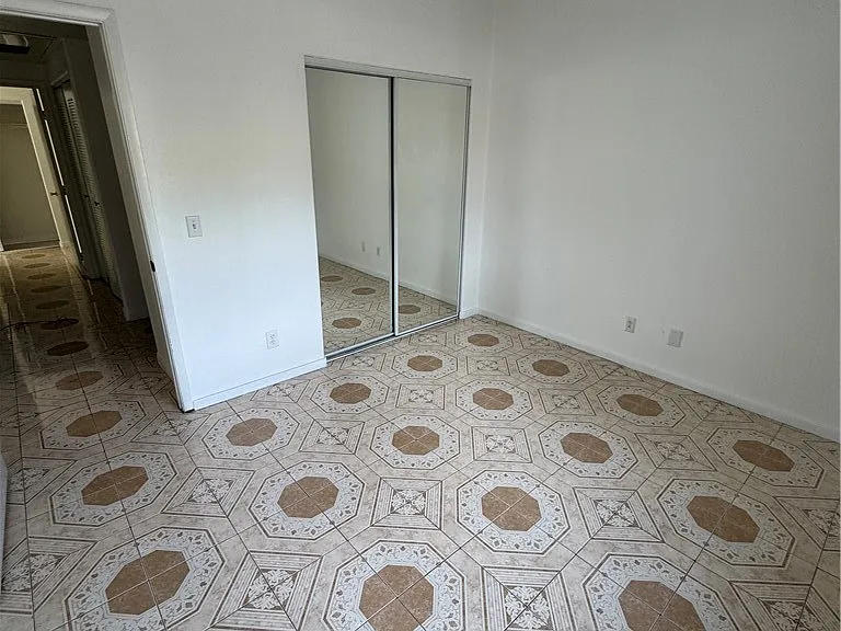 5655 E Sahara Ave #2008 — Photo 12
