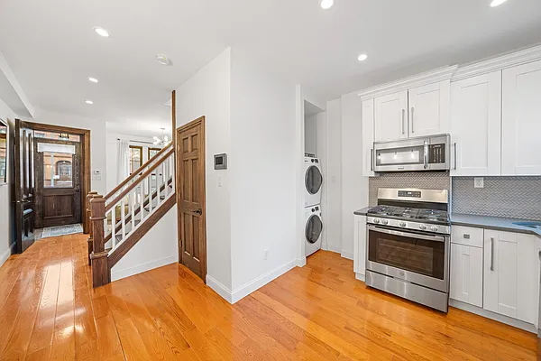 Sold by Bedford Brownstone Realty | media 25