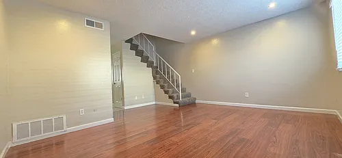 4136 N Thesta St #10 Photo 1