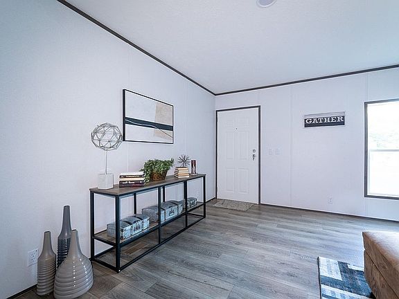 4th image of 3017 Ino Dr