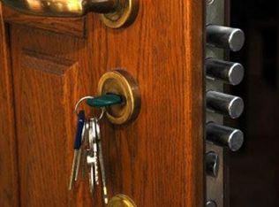 2036 Rangeview Dr, Glendale, CA 91201