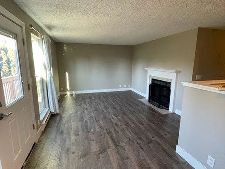 22857 SW Washington St #165 — Photo 2