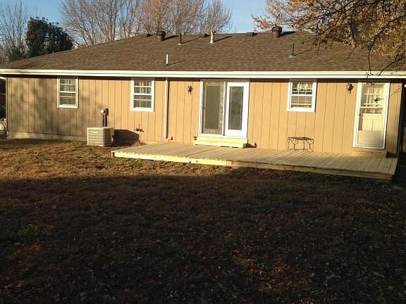 3rd image of 5509 S 39th Ter